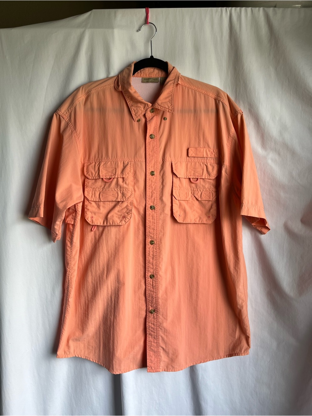 Rugged Earth Button-Down Short Sleeve Shirt in Salmon Large